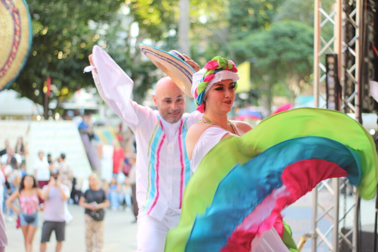 Escenario Musical Parque del Artista: Sonidos de siempre de Bolero a Tropical