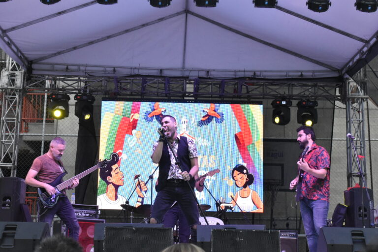 Arrayanes vive las Fiestas