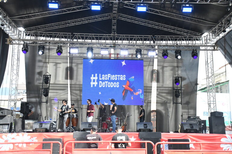 Escenario Musical CAMI: Son de Pueblo y de Fiesta